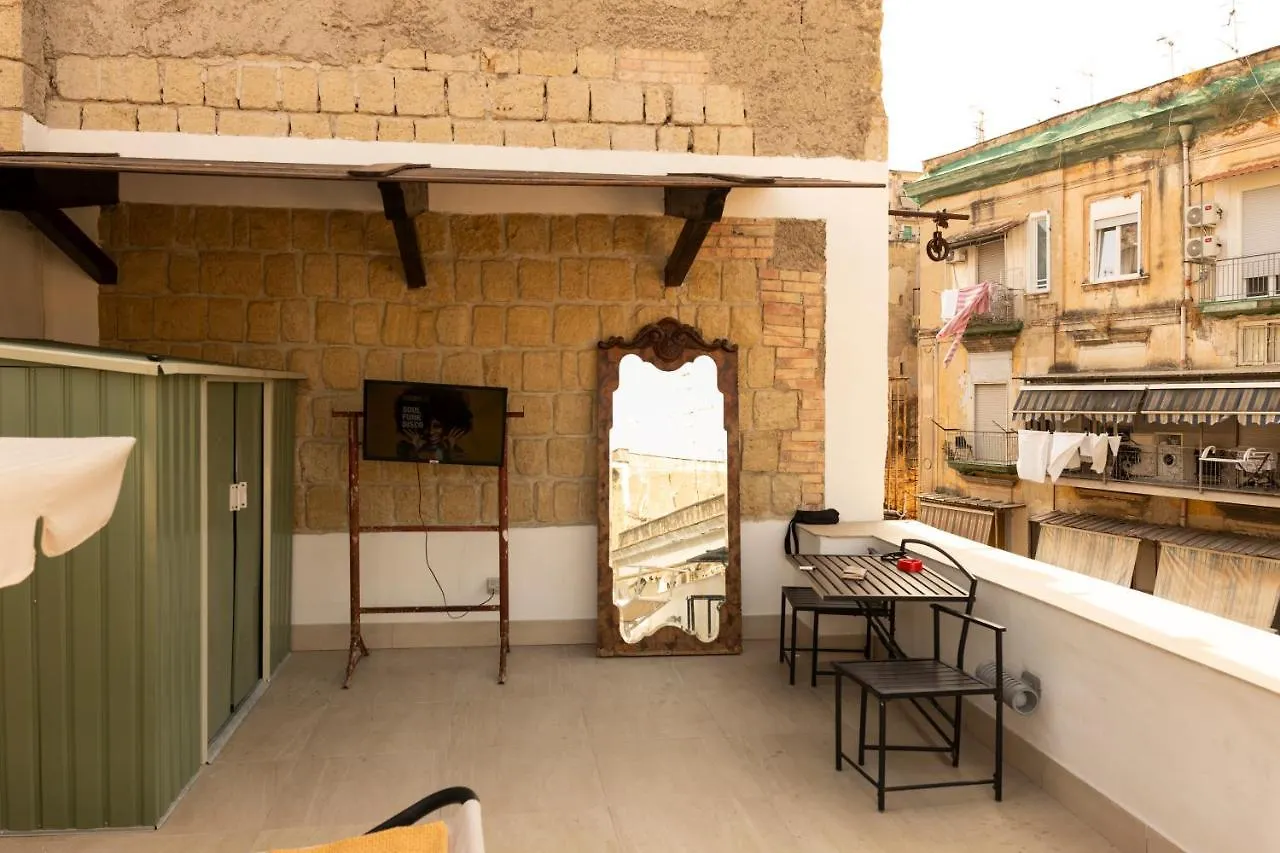 Gæstehus Colonna Home And Terrace Napoli Italien