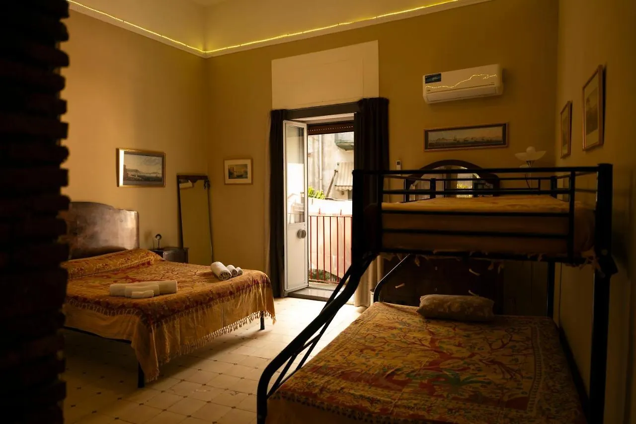 Colonna Home And Terrace Naples Guest house